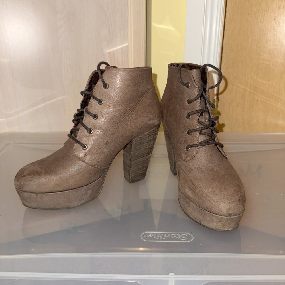 Leather Platform Heeled Lace-Up Ankle Boots